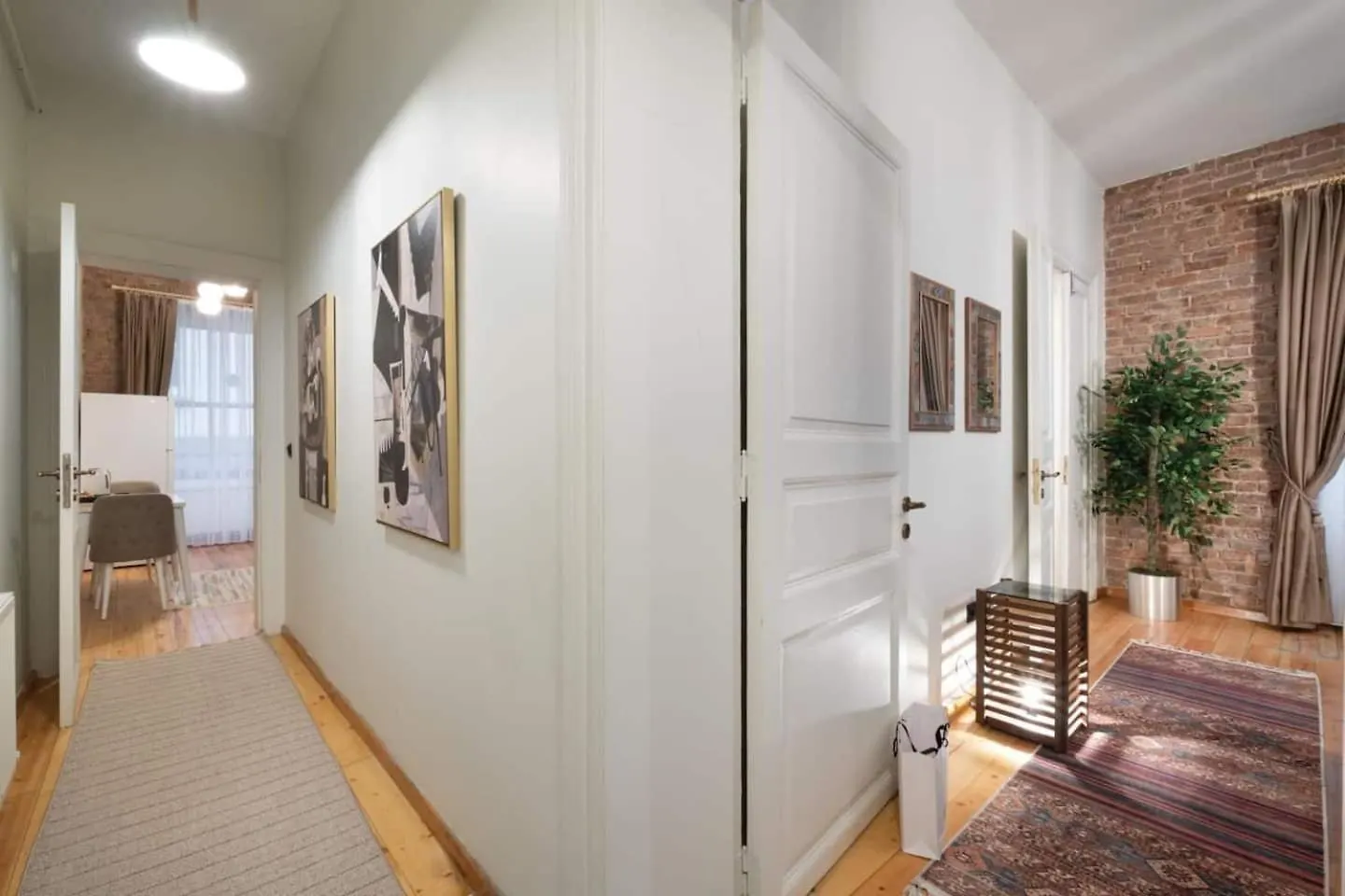 Spacious Rustic 2 Bedroom Few Steps From Galata Tower Istambul